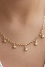 Altın Sıralı Yıldız Sarkıtlı Doç Zincir Kolye 3 Altın Sıralı Yıldız Sarkıtlı Doç Zincir Kolye, 14 Ayar Altın, Sarı renk, Taşsız, detay görünümü