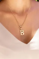 B Harf Kolye 3 14 Ayar Altın, Sarı renk, Zirkon özellikli B Harf Kolye tasarım detay görünümü