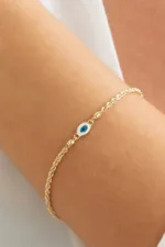 Altın Nazar Göz Bileklik 3 Altın Nazar Göz Bileklik, 14 Ayar Altın, Sarı renk, Taşsız, yakın plan görünümü