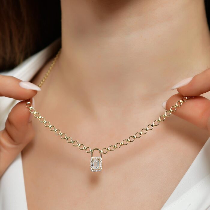 Baget Taşlı Kilit Doç Zincir Kolye, 14 Ayar Altın, Sarı renk, 6.63 gr, galeri görünümü