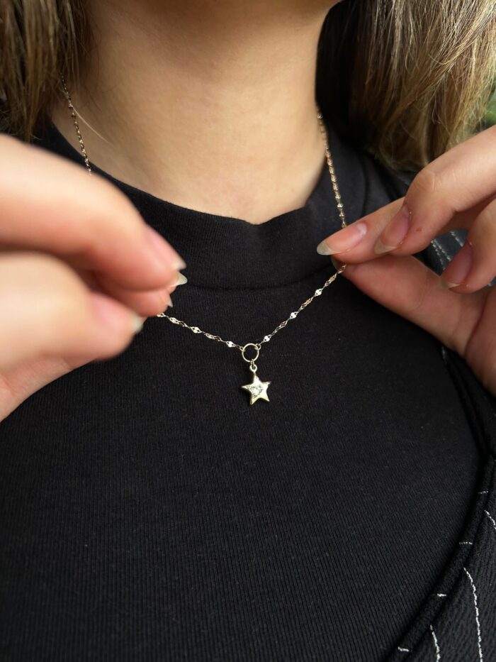 14 Ayar Altın, Sarı renk, 1.72 gr özellikli Minimalist Parlak Altın Yıldız Kolye galeri görünümü