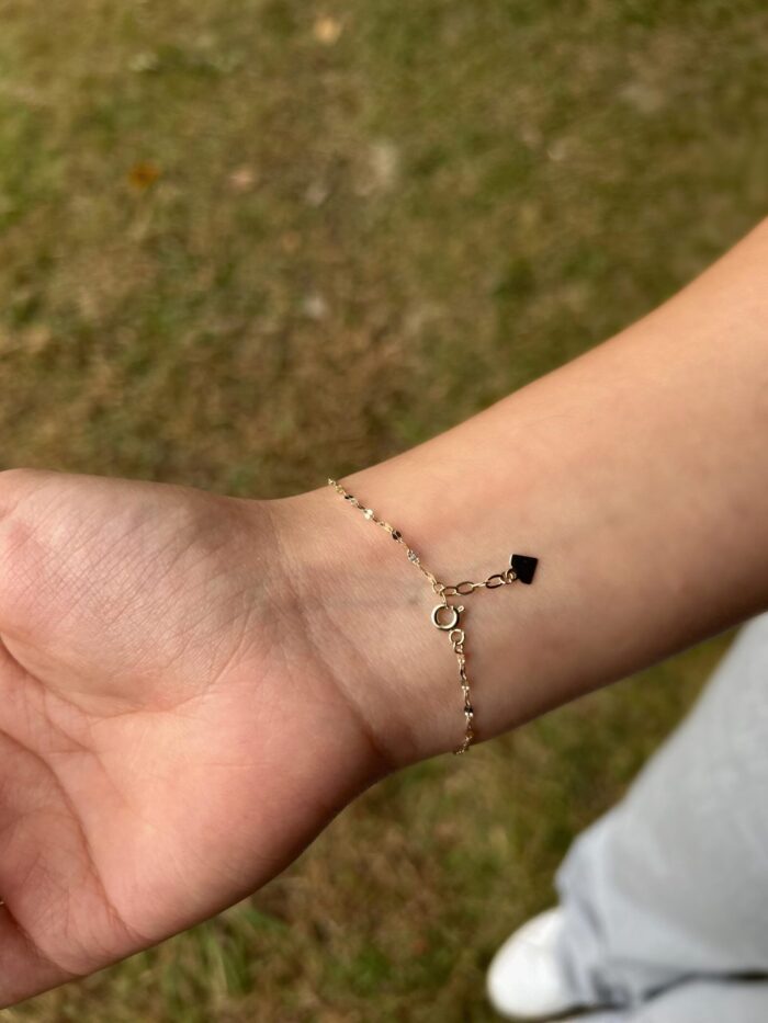 Halka Detay Kelebek Zincir Bileklik, 14 Ayar Altın, Sarı renk, 1.11 gr, yakın plan görünümü