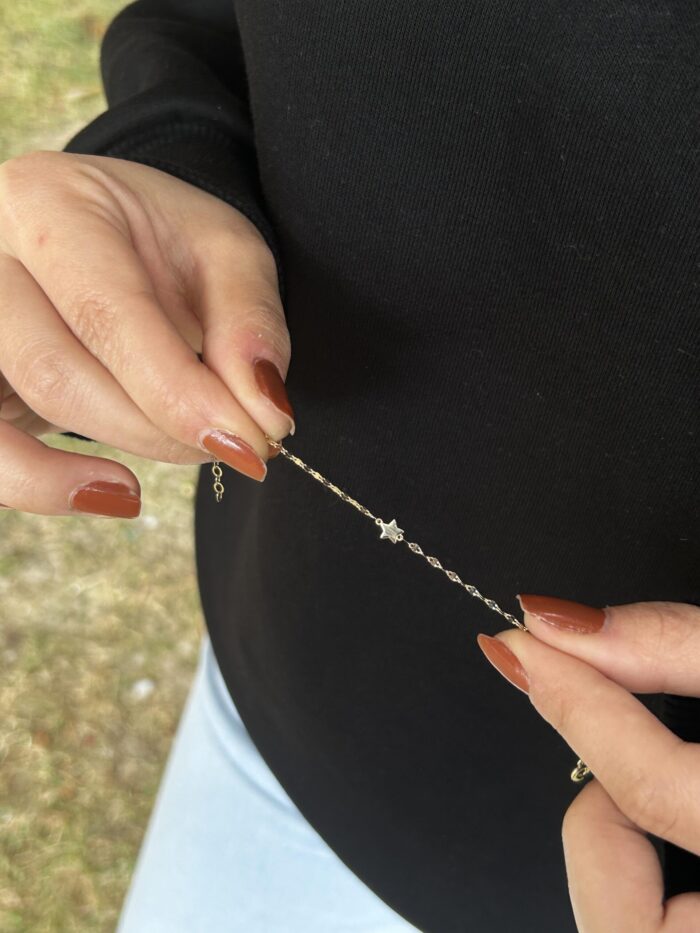 Kelebek Zincir Yıldız Bileklik 1 Kelebek Zincir Yıldız Bileklik, 14 Ayar Altın, Sarı renk, 0.65 gr