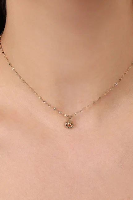 14 Ayar Altın, Sarı renk, 1.61 g özellikli Düğümlü Ezme Forse Zincir Choker farklı açıdan görünümü