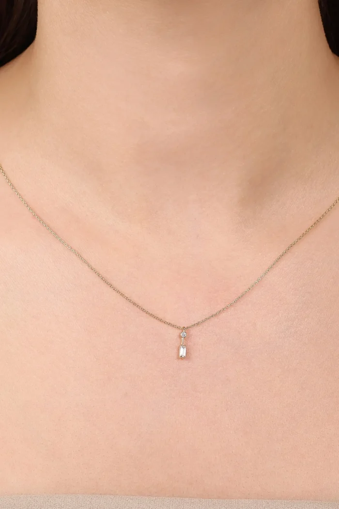 Minimal ve Baget Taşlı Çubuklu Toplu Kolye, 14 Ayar Altın, Sarı renk, 1.44 g, detay görünümü