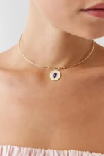 Oval Lacivert Taşlı Madalyon Uç Tel Choker 5 Oval Lacivert Taşlı Madalyon Uç Tel Choker farklı açıdan görünümü – 14 Ayar Altın, Sarı renk, 8.02 g