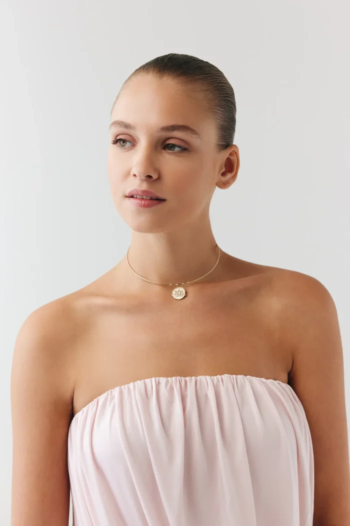 Parıltı Lotus Uç Tel Choker detay görünümü – 14 Ayar Altın, Sarı renk, 7.78 g