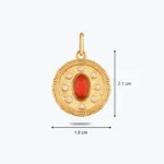 Kırmızı Taşlı Madalyon Kolye Charm 3 Kırmızı Taşlı Madalyon Kolye Charm tasarım detay görünümü – 14 Ayar Altın, Sarı renk, 2.53 g