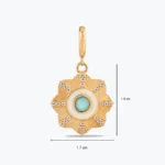 Mavi Çiçek Madalyon Charm 4 Mavi Çiçek Madalyon Charm tasarım detay görünümü – 14 Ayar Altın, Sarı renk, 2.14 g
