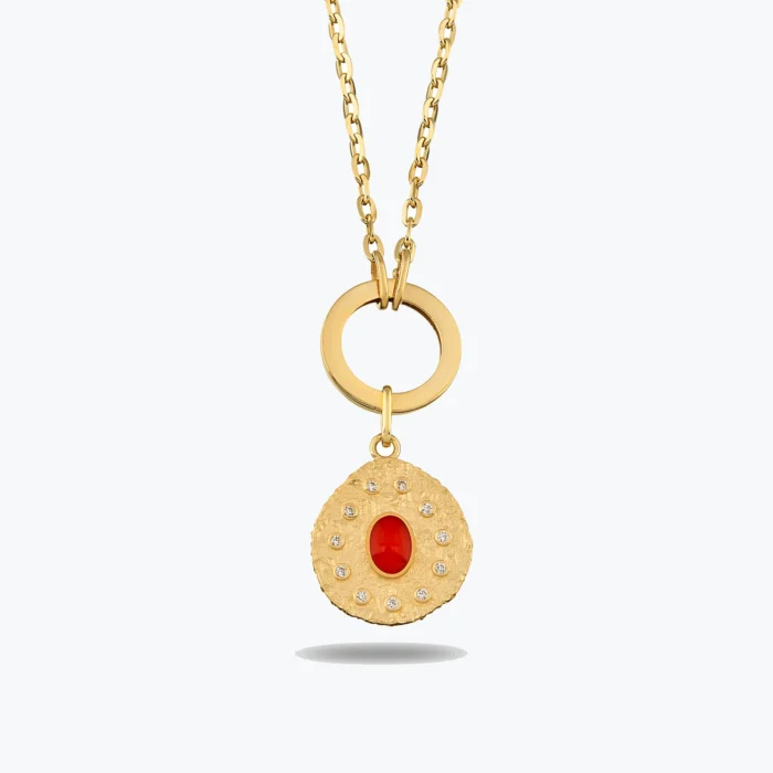14 Ayar Altın, Sarı renk, 8.60 g özellikli Oval Kırmızı Taşlı Asimetrik Madalyon Charm Kolye