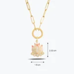 Pembe Mineli Lotus Çiçeği Ataç Altın Kolye 6 Pembe Mineli Lotus Çiçeği Ataç Altın Kolye detay görünümü – 14 Ayar Altın, Sarı renk, 7.74 g
